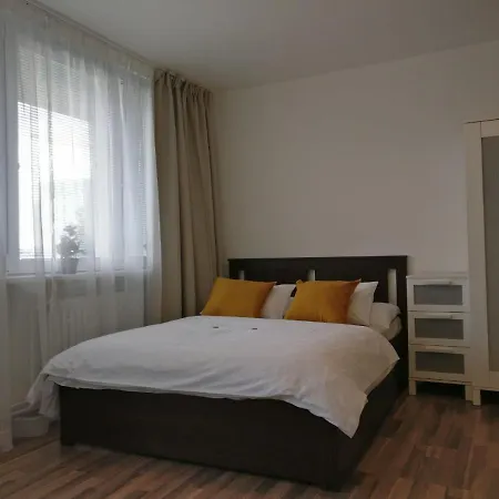 Invalidovna Apartment Prague Exterior photo